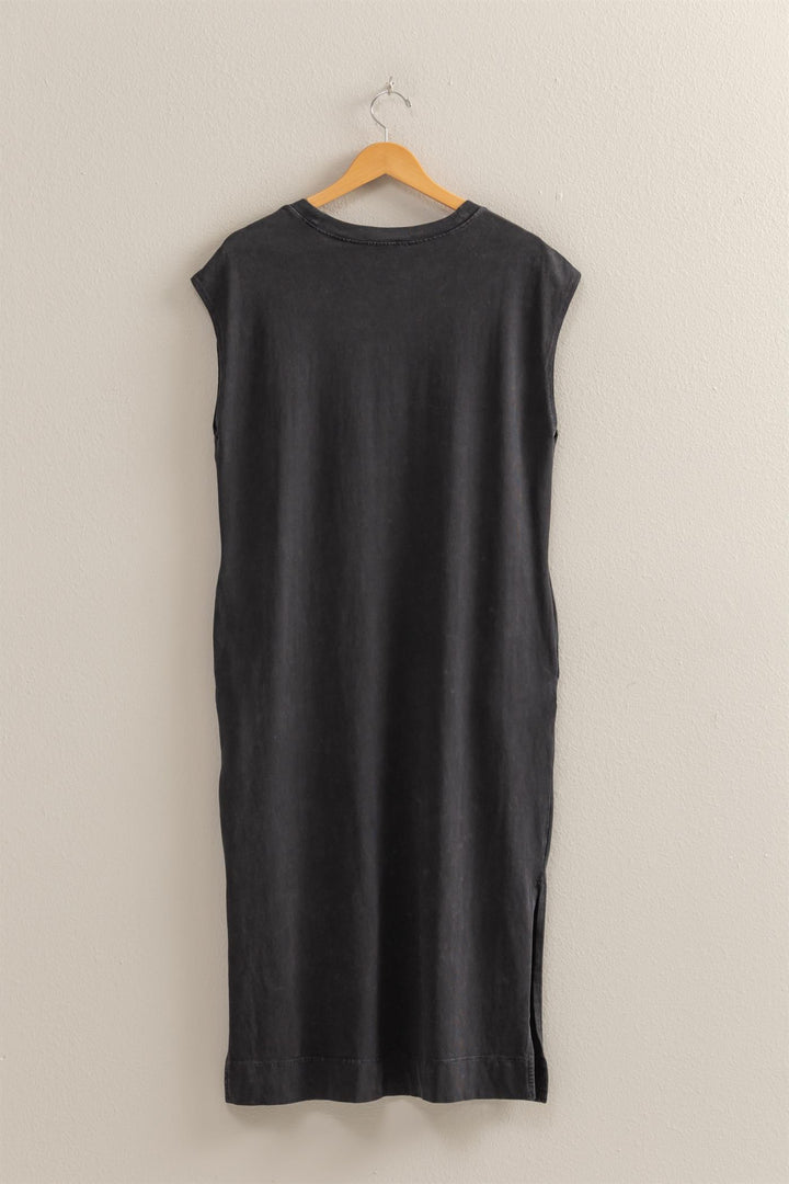 Sleeveless Midi Dress With Pockets