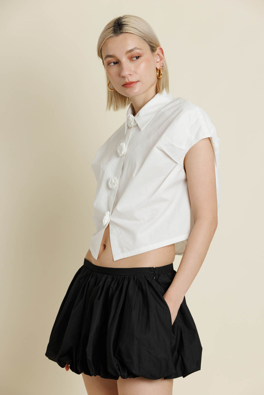 White Petal Pop Top