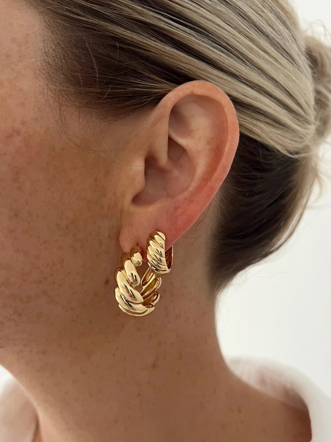 Allie Huggie Hoops