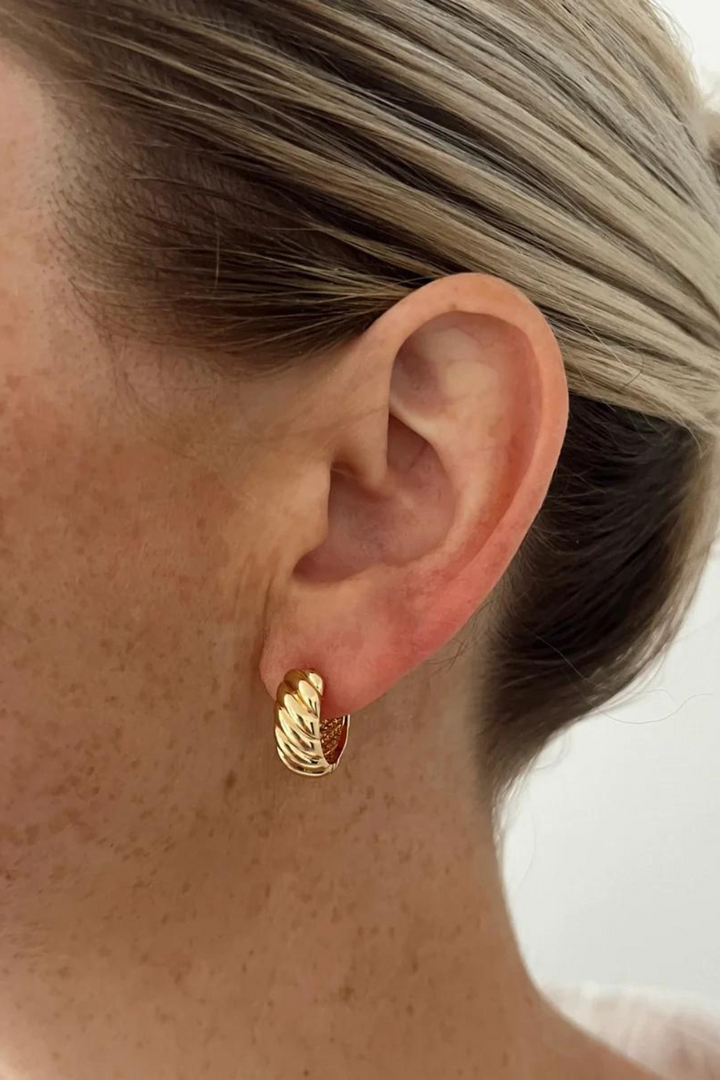 Allie Huggie Hoops
