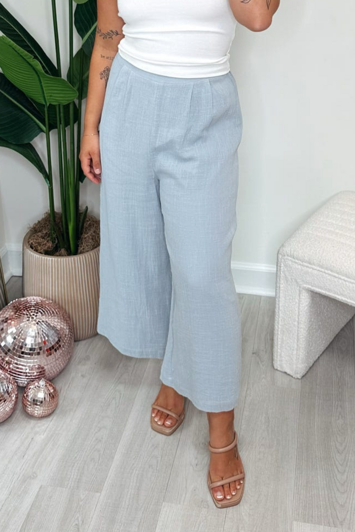 Bird Song Wide Leg Cropped Pant